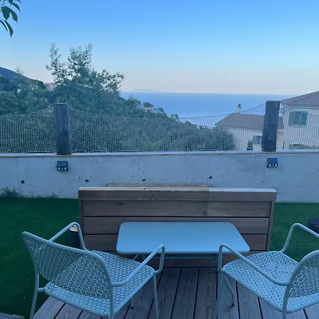Casa Di Legnu